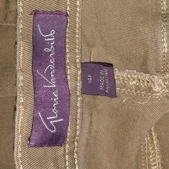 Gloria Vanderbilt Light Brown Amanda Jeans - Picture 7 of 8